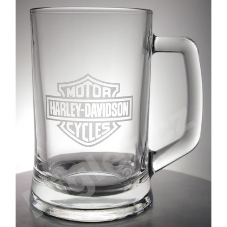 Půllitr Harley – pískovaný dárek pro motorkáře s možností jména