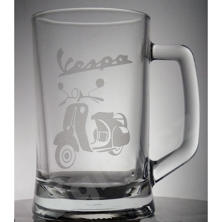 Půllitr Vespa – pískovaný dárek pro milovníky těchto strojů s možností jména