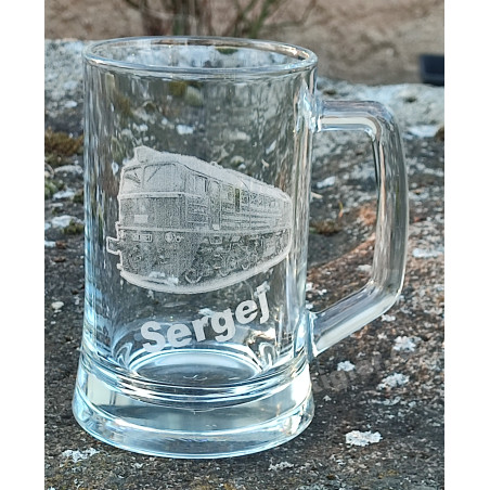 Půllitr s vlakem Sergej - dárek pro příznivce mašinek a šotouše