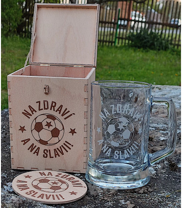 Dárek pro fanouška Slavie – sada s možností jména a věnování na skle a dřevě
