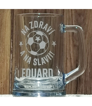 Dárek pro slávistu – půllitr Slavia s možností vlastního jména