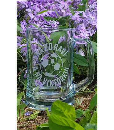 Dárek pro fanouška Viktorky – půllitr Viktoria s možností vlastního jména