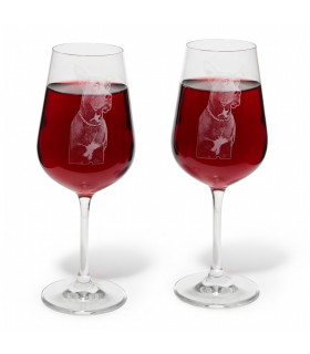 Sklenice na víno s gravírováním na přání – dárek, který potěší!
