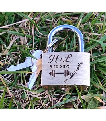 Zámek lásky se jmény – gravírování laserem, které vydrží