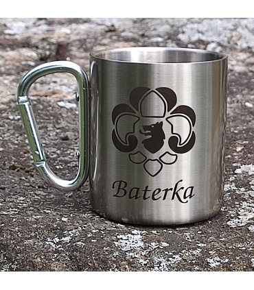 Hrnek s karabinou a grafikou na přání